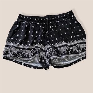 Old navy size medium shorts